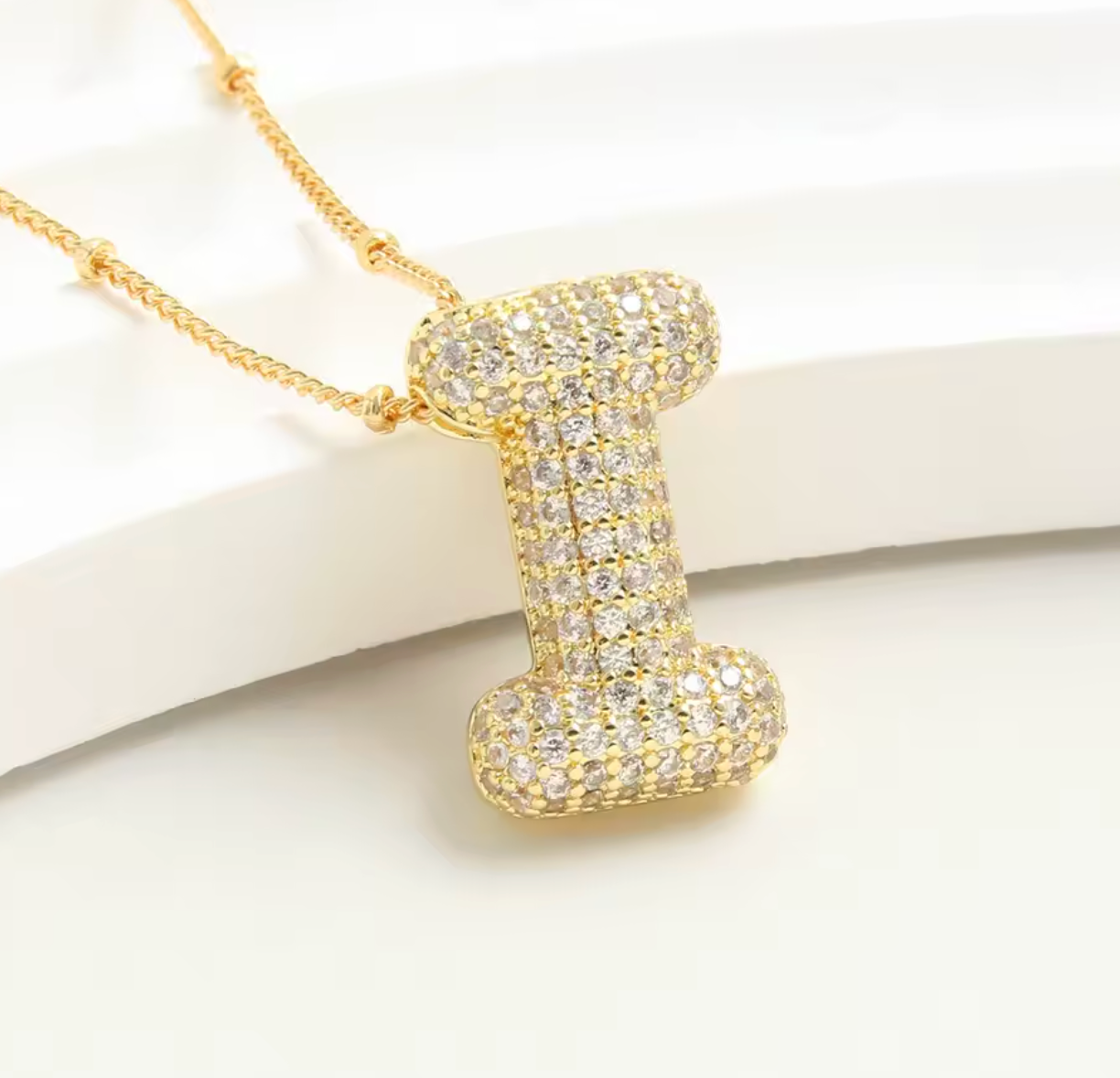 Luvéno Bubble Letter Neckalce