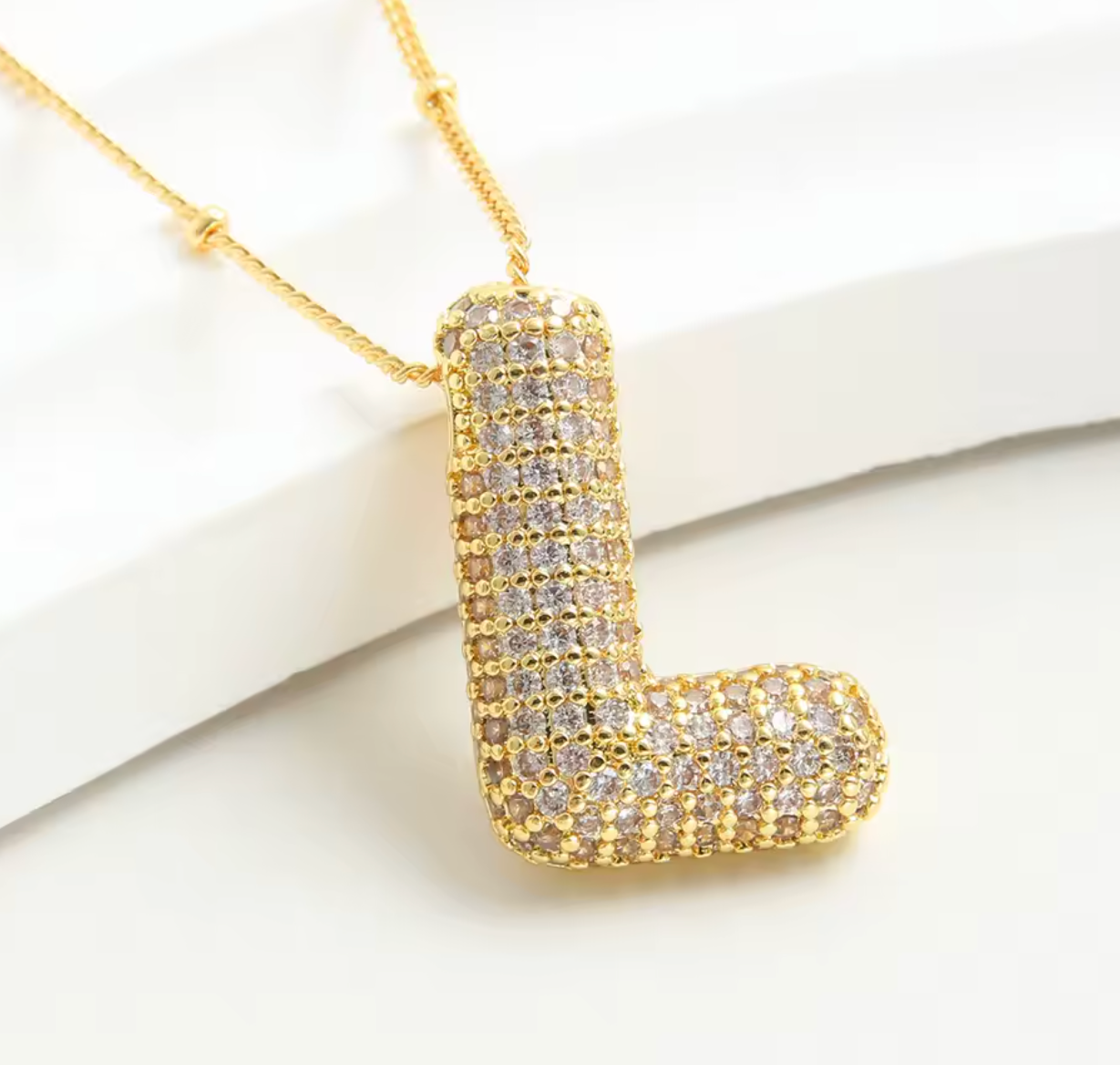 Luvéno Bubble Letter Neckalce