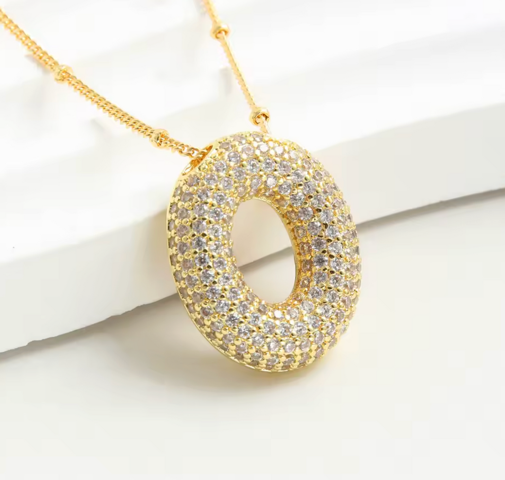 Luvéno Bubble Letter Neckalce