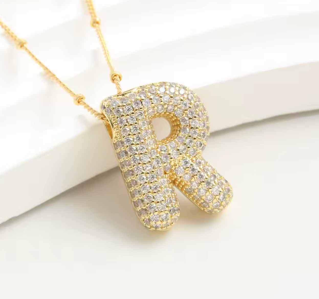 Luvéno Bubble Letter Neckalce