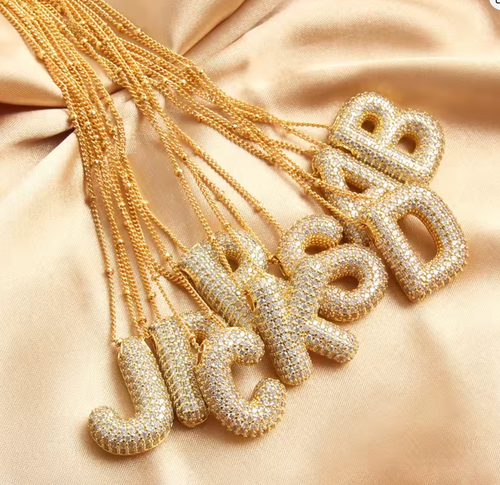 Luvéno Bubble Letter Neckalce